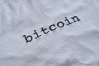 Bitcoin T-shirt bestickt - orangelens