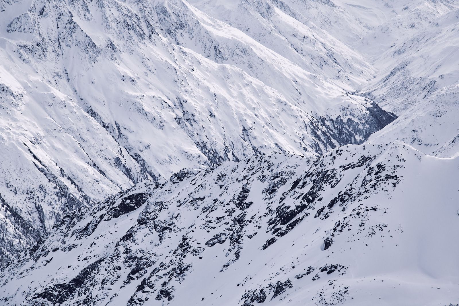 Schneebedeckte Alpengipfel
